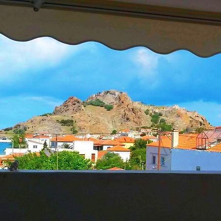 Kostas Studios Apartments - Ενοικιαζόμενα Δωμάτια Με Κουζινάκι Myrina Dış mekan fotoğraf