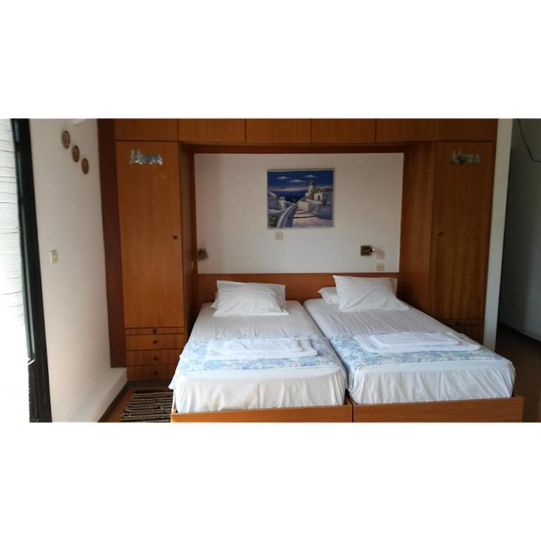 Kostas Studios Apartments - Ενοικιαζόμενα Δωμάτια Με Κουζινάκι Myrina Dış mekan fotoğraf