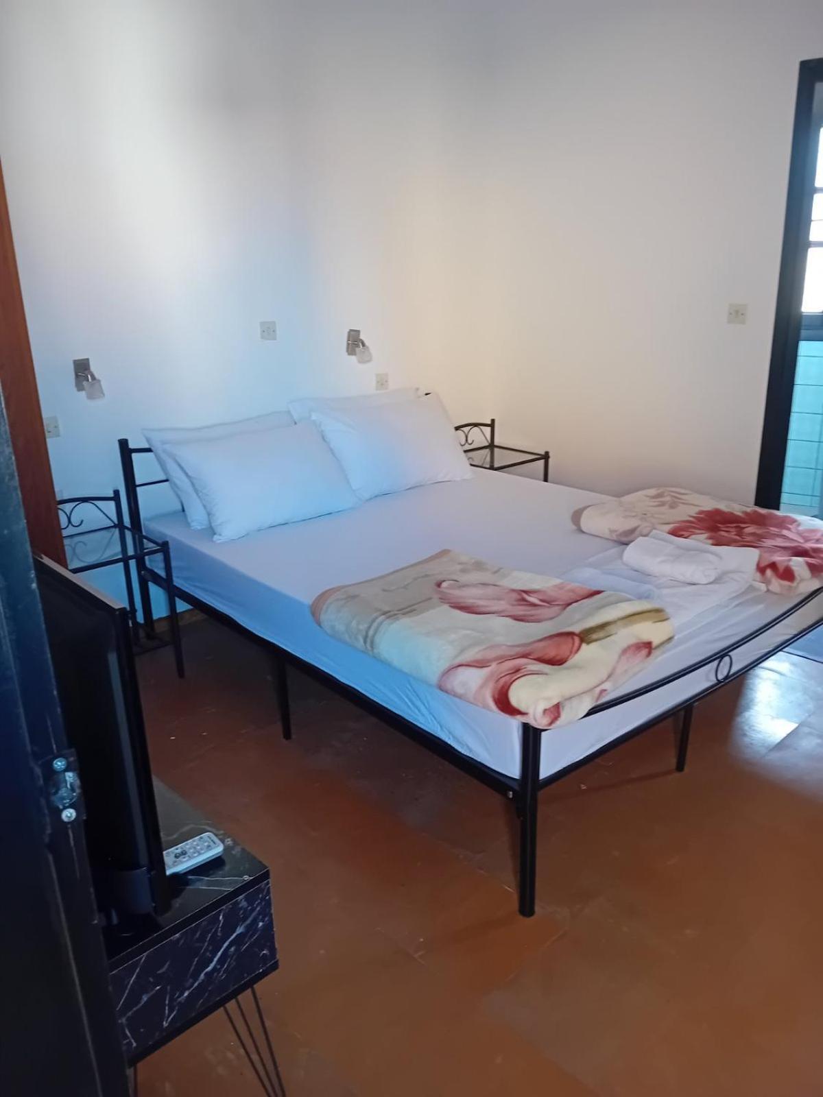 Kostas Studios Apartments - Ενοικιαζόμενα Δωμάτια Με Κουζινάκι Myrina Dış mekan fotoğraf